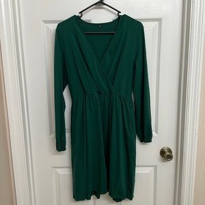 ✨SALE✨ MUST GO✨ EUC Women’s Amazon xL  dress with pockets